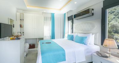 Monastery Suites Hotel