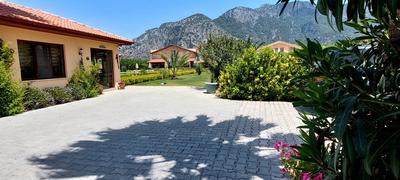 Crescent Park Boutique Otel