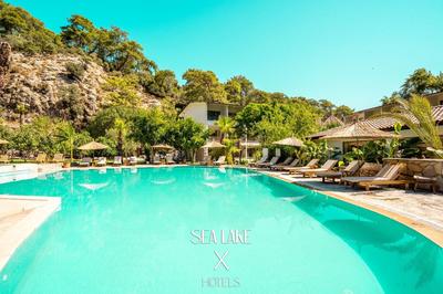 Sea Lake Hotels