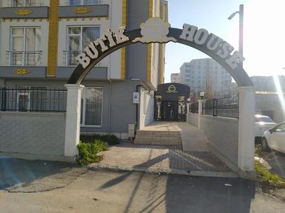 Butik House By Babaei Van