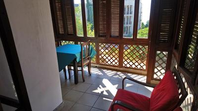 Clup Lara Konakları