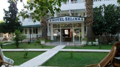 Selina Hotel