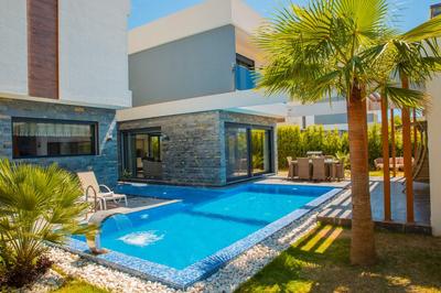 Luxury Villa Swan 1 Özel Havuzlu
