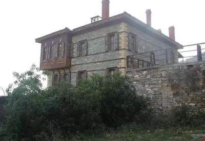 Altın Çeşmeli Konak