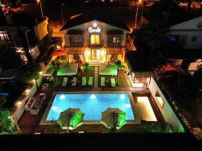 Şerefe Hotel Alaçatı