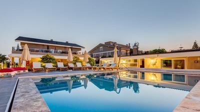 Villa Kore Çeşme Hotel