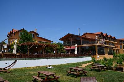 Dessera Vineyards Hotel