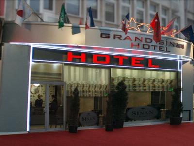 Grand Sinan Hotel