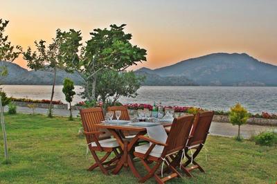 Losta Beach Boutique Hotel