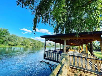 Bungalow Life Garden