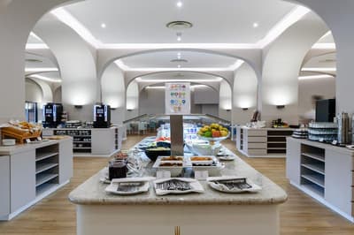 Jupiter Albufeira Hotel – Family & Fun