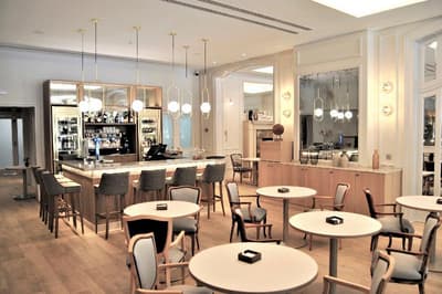 Lamaro Hotel