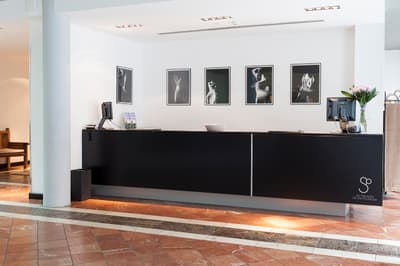 AC Palacio de Santa Paula Autograph Collection