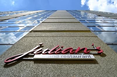 Courtyard Duesseldorf Seestern