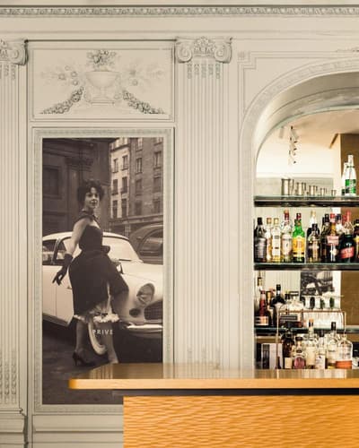 Royal Saint Honore Paris Louvre