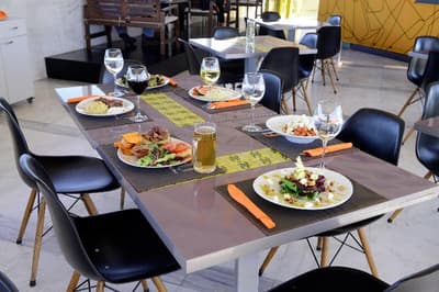 Dorian Inn Sure Hotel Collection by Best Western