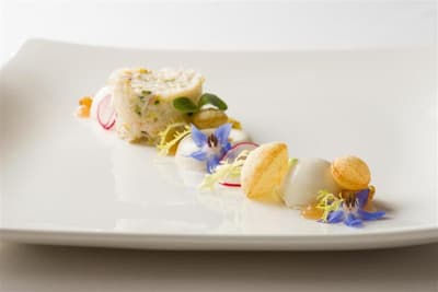 Hotel des Indes, Leading Hotels of the World