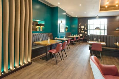 Sandman Signature London Gatwick