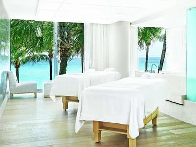 The Diplomat Beach Resort, Curio Collection by Hil