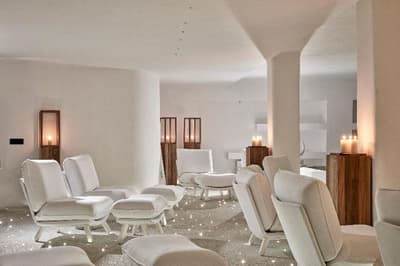 Royal Myconian - Leading Hotels of the World