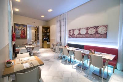 Petit Palace Marques Santa Ana