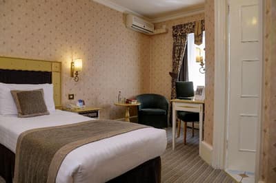 Best Western Abbots Barton