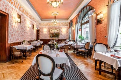 Hotel H15 Francuski Old Town - Destigo Hotels