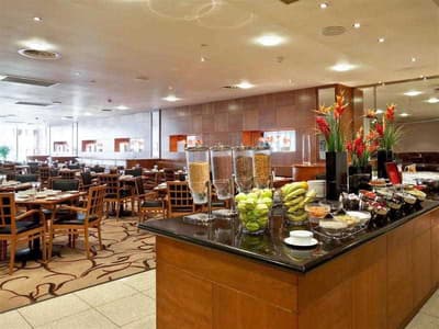 Holland House Hotel Cardiff By Sunday