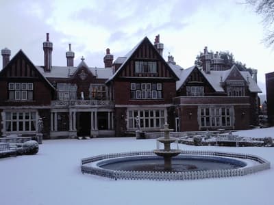 Macdonald Elmers Court Hotel