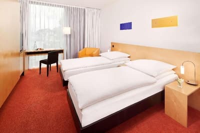 INNSIDE by Melia Dusseldorf Seestern