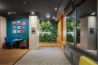 Holiday Inn Leeds - Brighouse