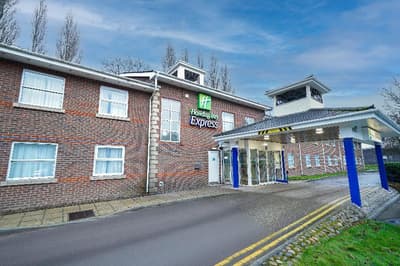 Holiday Inn Express Leeds East