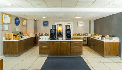 Holiday Inn Express Wimbledon South