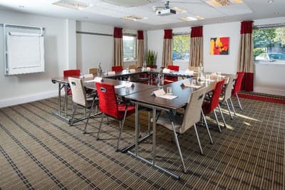 Holiday Inn Express Birmingham Oldbury M5/Jct.2
