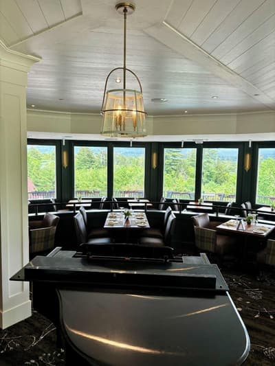 White Mountain Hotel and Resort