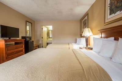 Quality Inn and Suites Hanes Mall