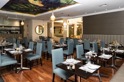 Lord Charles Hotel