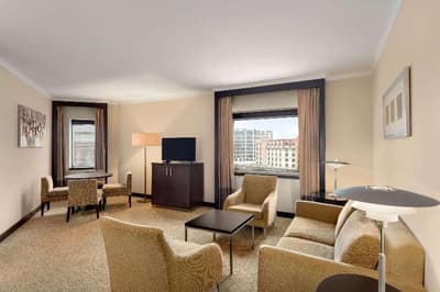 Ramada Plaza by Wyndham Dubai Deira