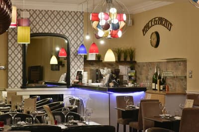 Crown & Mitre Sure Hotel Collection by BW