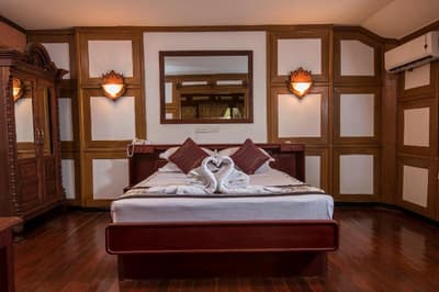 Bagan Hotel River View