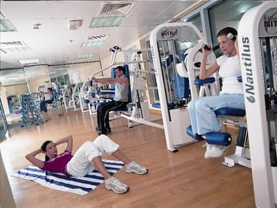 Emirates Concorde Hotel & Residence