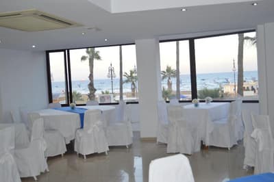 Les Palmiers Hotel