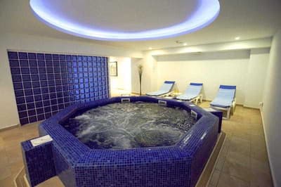 Poseidonia Beach Hotel