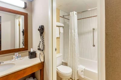 Comfort Suites (Oakbrook Terrace)