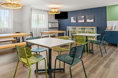 Spark by Hilton Eden Prairie