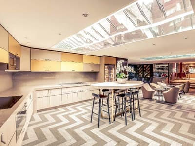 Mercure Paris Zafer Anıtı oteli