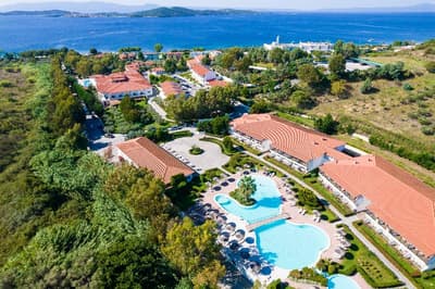 Alexandros Palace Hotel & Suites