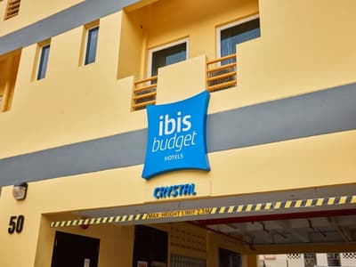 Ibis Budget Singapore Crystal