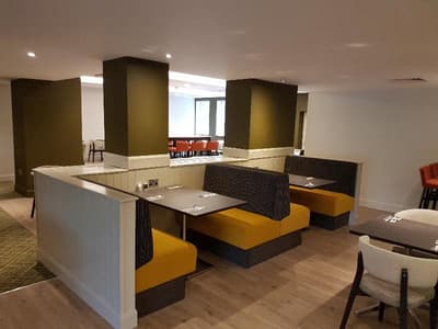 Holiday Inn Luton South M1, JCT.9