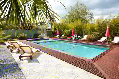 Carnac Lodge & Hotel